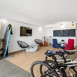 Hostel Santa, Sea & Sun Santa Cruz (Oeste)