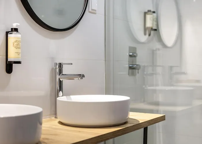 Santa, Sea & Sun * סנטה קרוז