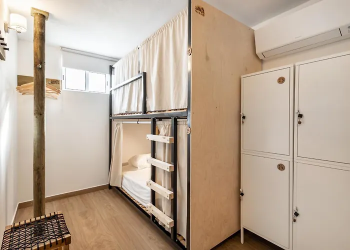 Santa, Sea & Sun * סנטה קרוז